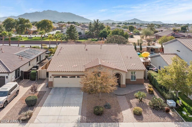 bird's eye view featuring a mountain view