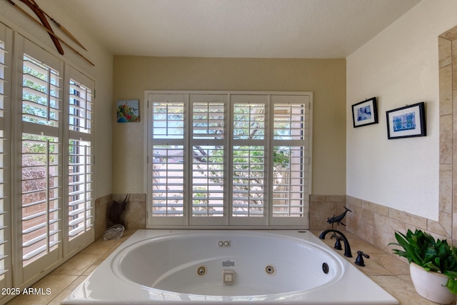 bathroom featuring a whirlpool tub