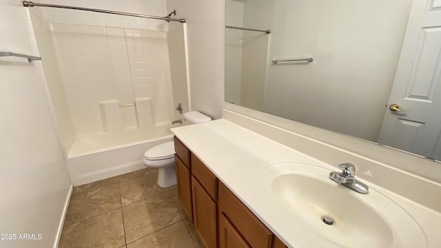 7425 W Crown King Rd, Phoenix, AZ 85043 - bathroom with bathtub / shower combination, vanity, and toilet