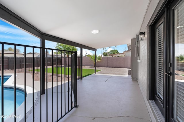 3607 N 79th Ave, Phoenix, AZ 85033 - view of patio featuring a fenced backyard