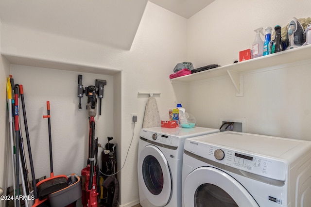 laundry area with washer and clothes dryer