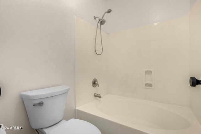 full bath with toilet and washtub / shower combination