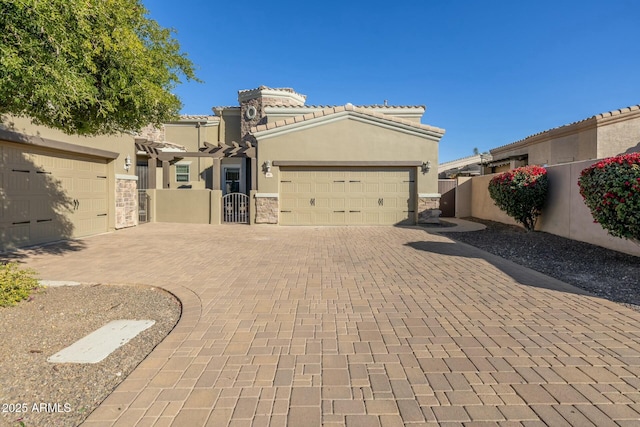 view of front of property featuring a garage