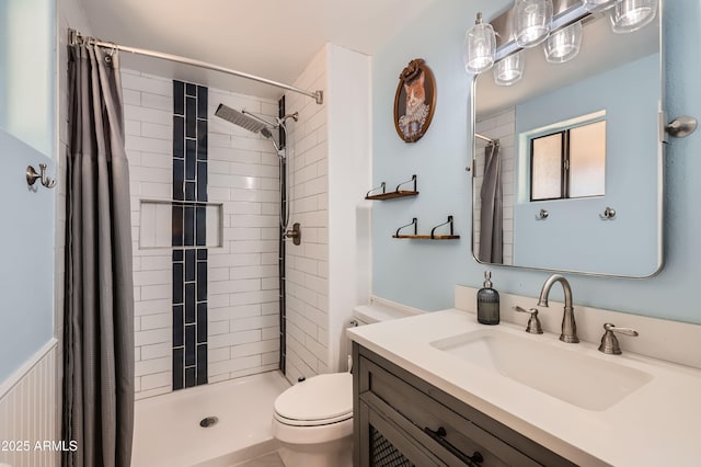 1718 W Voltaire Ave, Phoenix, AZ 85029 - bathroom featuring vanity, toilet, and tiled shower
