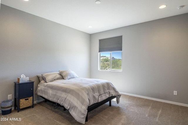 bedroom featuring carpet flooring