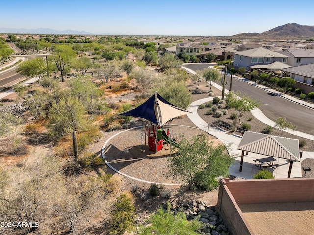 bird's eye view featuring a mountain view