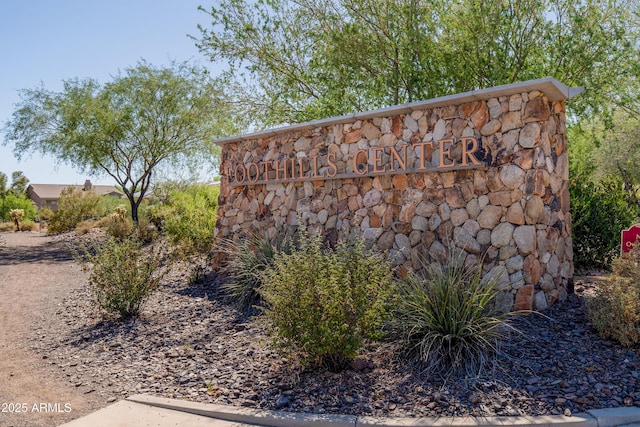 11875 W Lone Tree Trl, Peoria, AZ 85383 - view of community sign