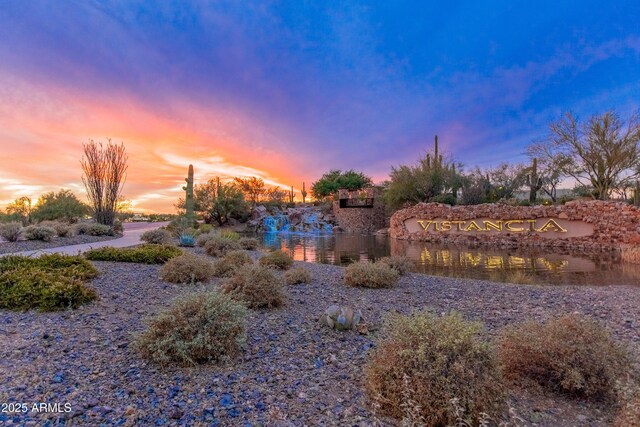 11875 W Lone Tree Trl, Peoria, AZ 85383 - view of yard at dusk