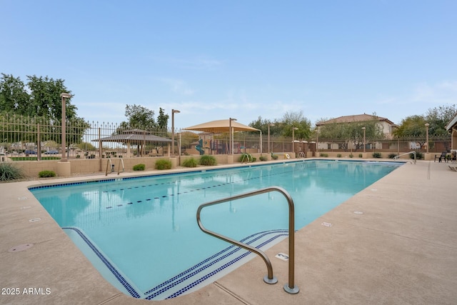 11875 W Lone Tree Trl, Peoria, AZ 85383 - view of community pool