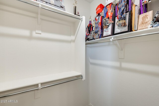 11875 W Lone Tree Trl, Peoria, AZ 85383 - view of walk in closet