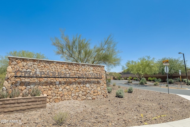 11875 W Lone Tree Trl, Peoria, AZ 85383 - view of community sign