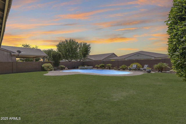 11875 W Lone Tree Trl, Peoria, AZ 85383 - view of yard featuring a patio area