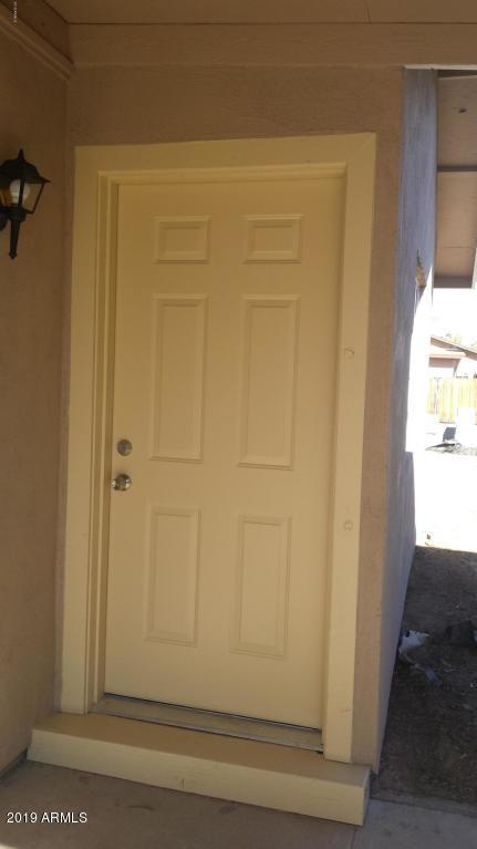 view of exterior entry