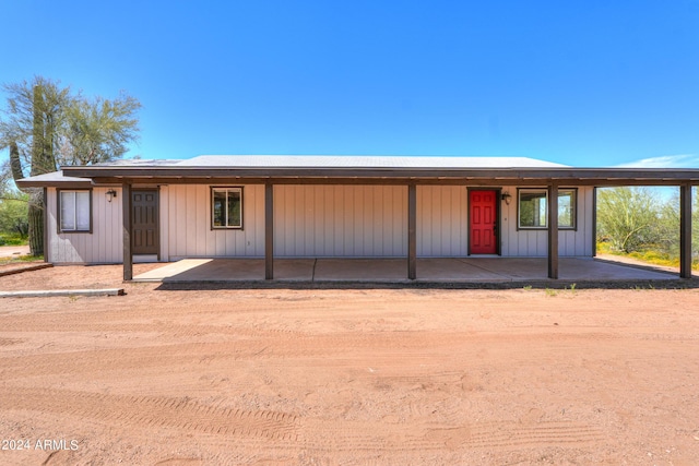 view of front of home