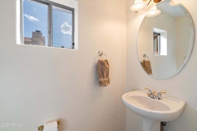 bathroom featuring sink