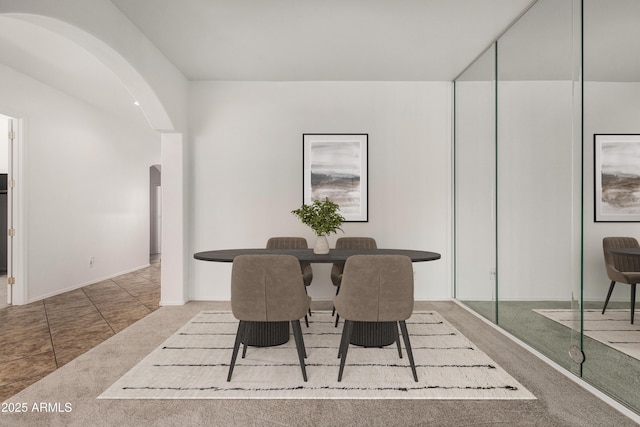 2425 W Red Range Way, Phoenix, AZ 85085 - dining space featuring arched walkways