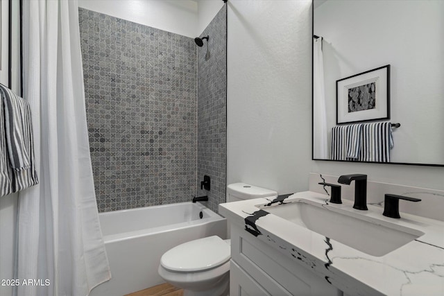 16533 E Dale Ln, Scottsdale, AZ 85262 - full bath with toilet, vanity, and shower / bath combo
