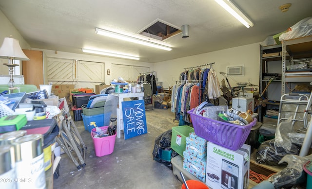 1441 E Hubbell St, Phoenix, AZ 85006 - garage featuring an AC wall unit