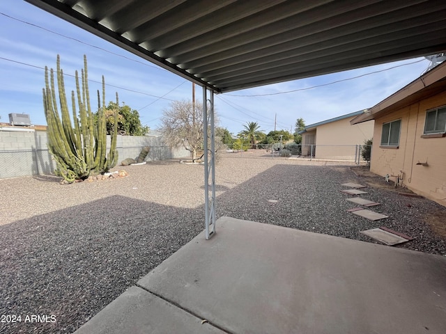 view of yard with a patio