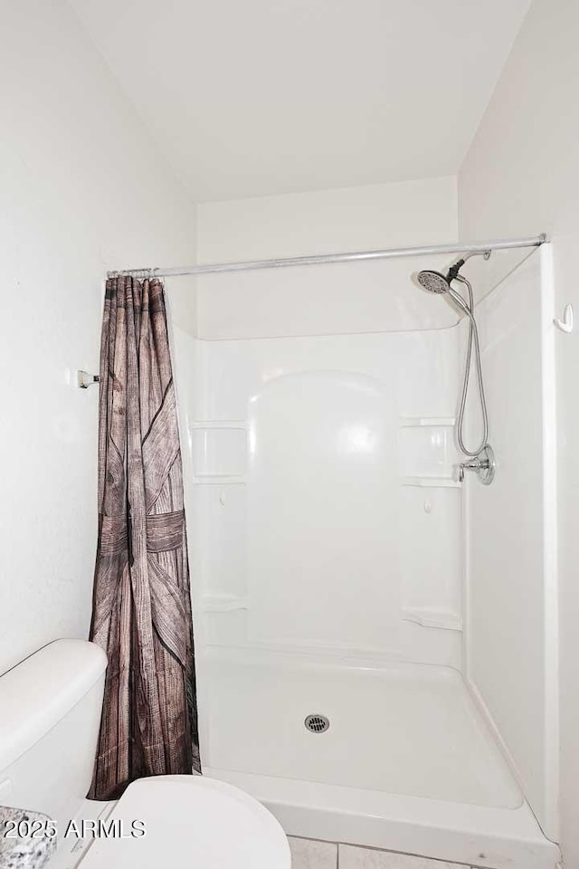 29932 N Paloverde Dr, Florence, AZ 85132 - bathroom featuring toilet and curtained shower