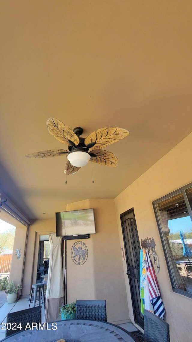 details with ceiling fan