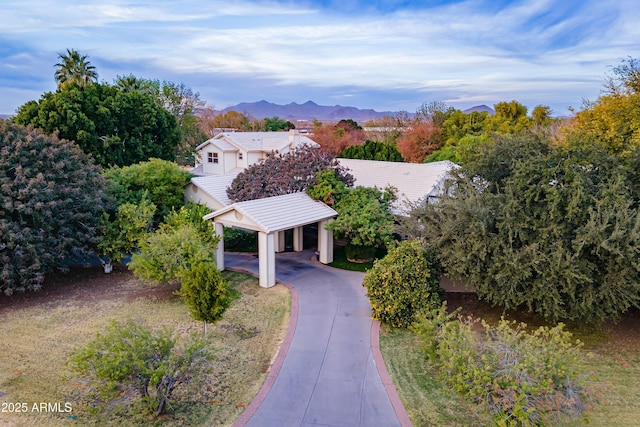 bird's eye view with a mountain view