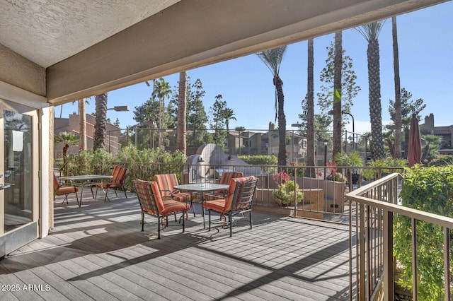8787 E Mountain View Rd Unit 2100, Scottsdale, AZ 85258 - deck with outdoor dining area