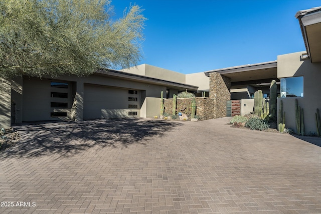 view of front of house with a garage