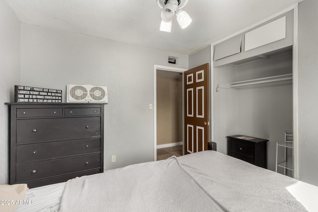 bedroom with a closet