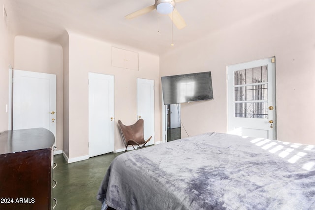 bedroom featuring ceiling fan