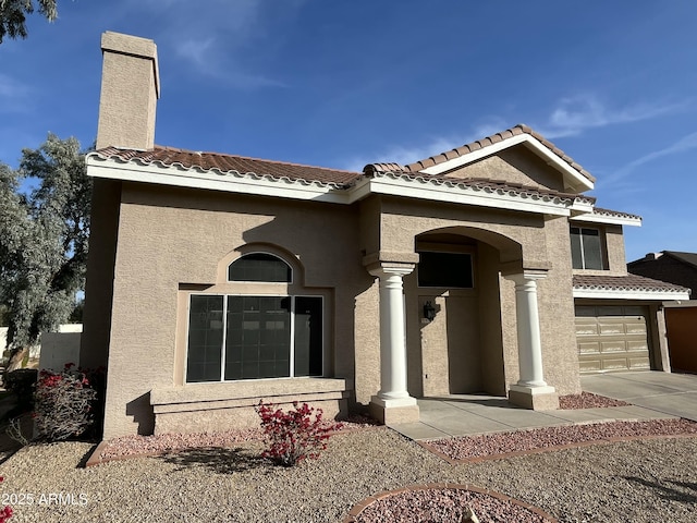 view of front of house featuring a garage