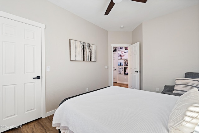 2811 E Riviera Pl, Chandler, AZ 85249 - bedroom featuring dark wood-type flooring, baseboards, and ceiling fan