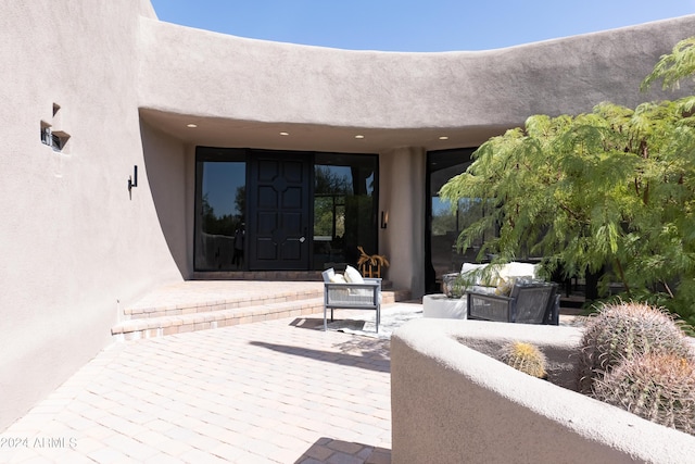 view of patio with outdoor lounge area