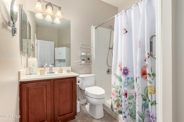 full bathroom featuring tile patterned floors, vanity, toilet, and a shower with curtain