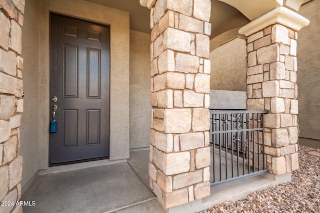 view of entrance to property