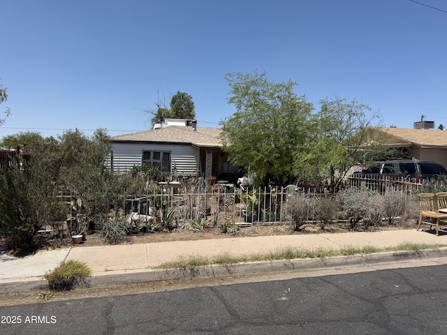 2030 N 21st Pl, Phoenix, AZ 85006 - view of obstructed view of property
