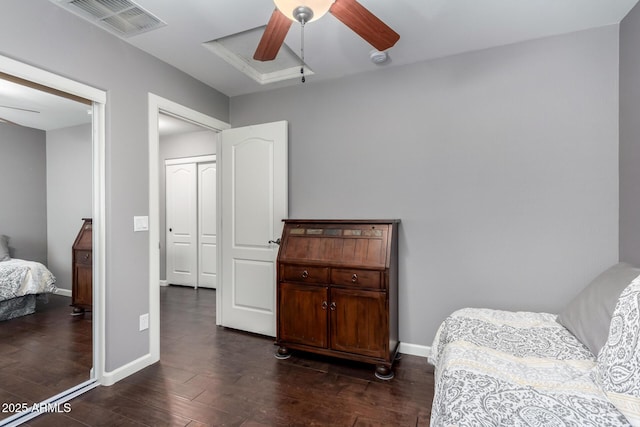 4043 E Carla Vista Dr, Gilbert, AZ 85295 - bedroom with dark wood-type flooring, baseboards, and ceiling fan