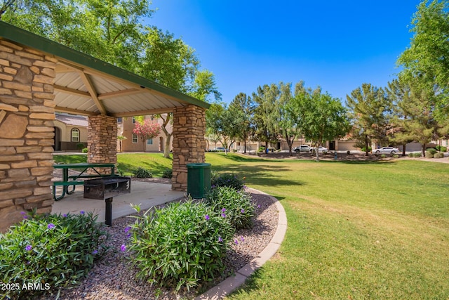 4043 E Carla Vista Dr, Gilbert, AZ 85295 - view of community featuring a gazebo and a lawn