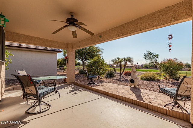 view of patio with ceiling fan