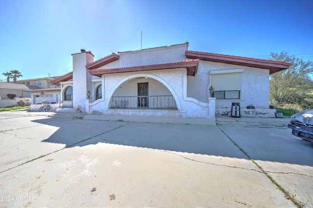 view of mediterranean / spanish-style house