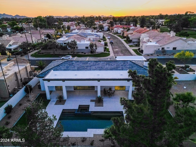 view of aerial view at dusk