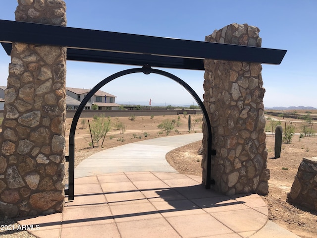 surrounding community featuring a rural view