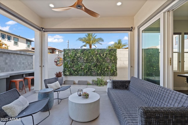 1555 E Ocotillo Rd Unit 16, Phoenix, AZ 85014 - view of patio featuring outdoor lounge area and a ceiling fan