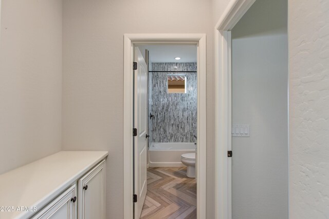 3285 Maverick Dr, Wickenburg, AZ 85390 - bathroom with toilet, vanity, and bathtub / shower combination
