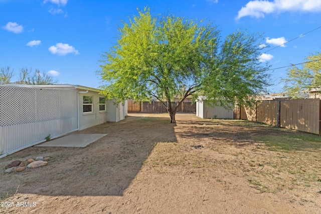 34381 S Vladimir St, Black Canyon City, AZ 85324 - view of yard featuring an outdoor structure, a storage unit, and a fenced backyard