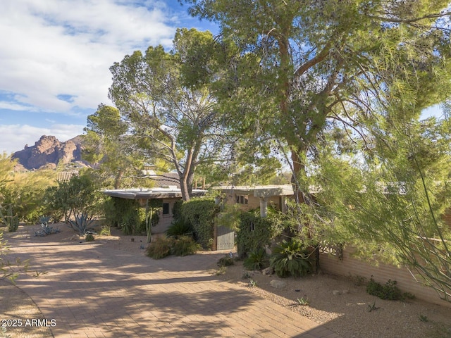 view of front of home with a mountain view