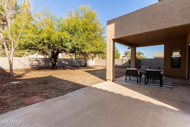 view of patio / terrace featuring an outdoor hangout area