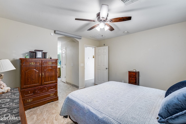 bedroom featuring ceiling fan