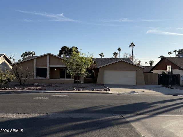 view of front facade featuring a garage