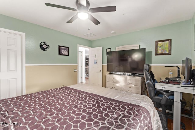 bedroom featuring ceiling fan